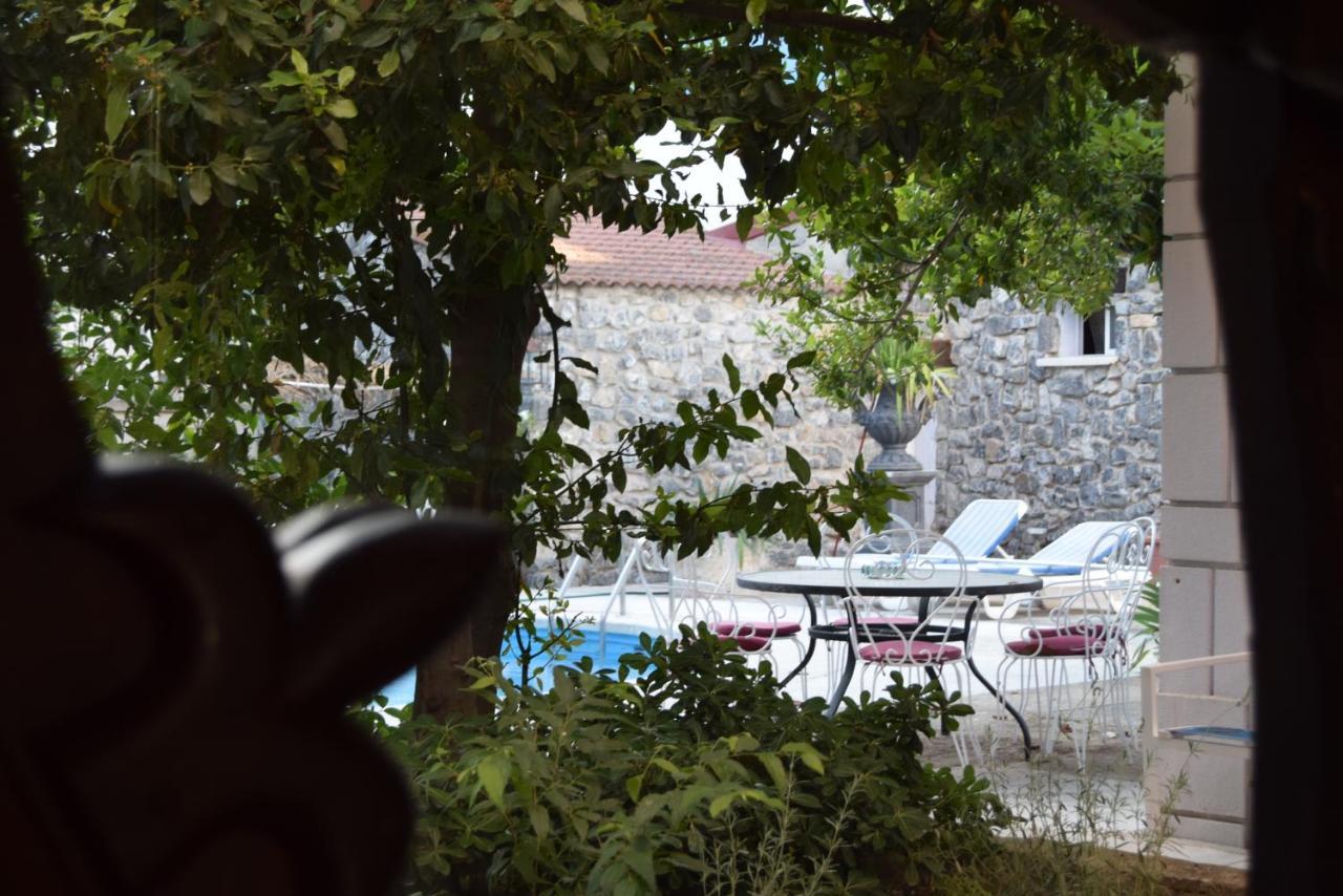 Hotel Las Casitas Del Jardin Tudela de Duero 外观 照片