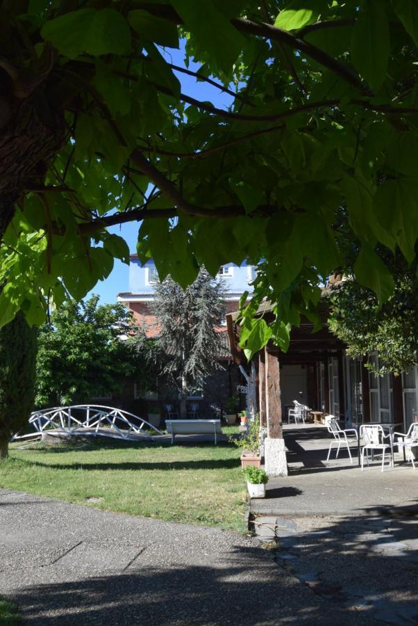 Hotel Las Casitas Del Jardin Tudela de Duero 外观 照片