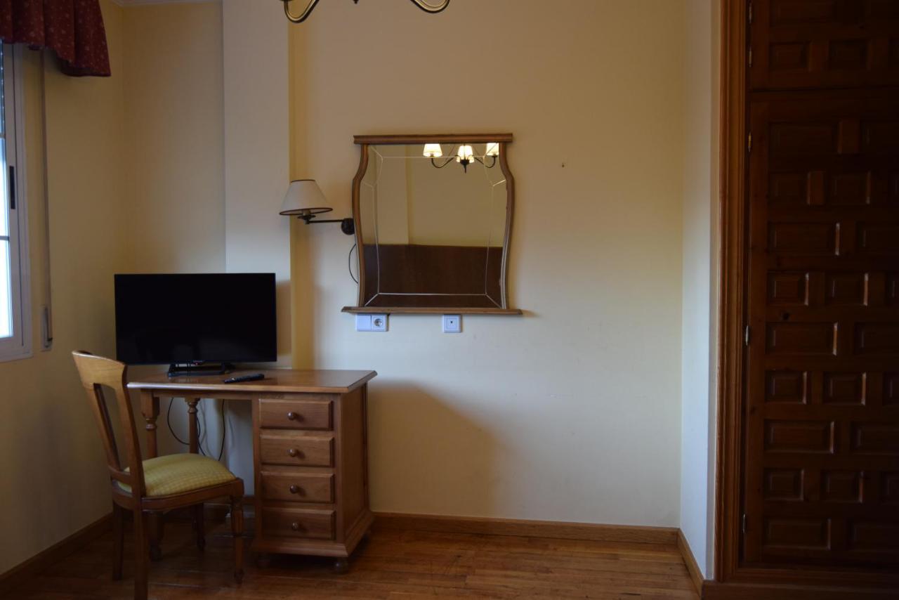 Hotel Las Casitas Del Jardin Tudela de Duero 外观 照片